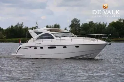 FAIRLINE PHANTOM 46 motor yacht for sale