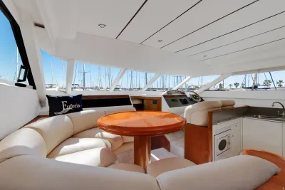 Fairline Squadron 59