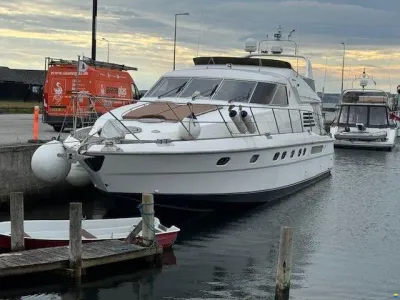 Fairline Squadron 62. NY PRIS