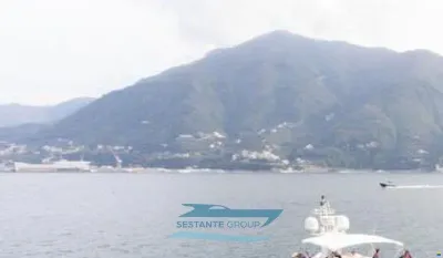 Fairline SQUADRON 74