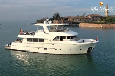 FAVARO YACHTS EXPLORER 76 motor yacht for sale