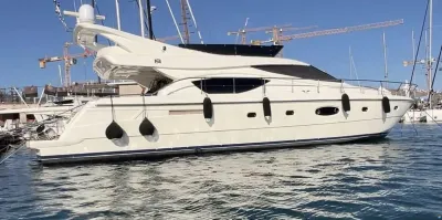 Ferretti 550