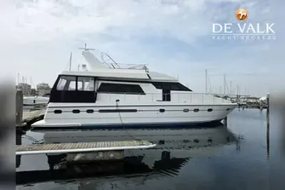 FERRETTI ALTURA 580 motor yacht for sale