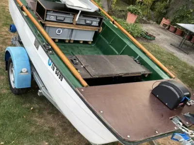 Fischer/Ruderboot Taburyak 3