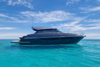 Focus Motor Yacht Power 44