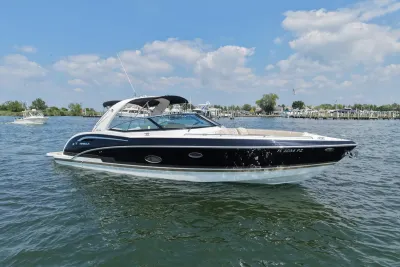 Formula 350 Crossover Bowrider 2016