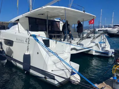 Fountaine Pajot Astrea 42