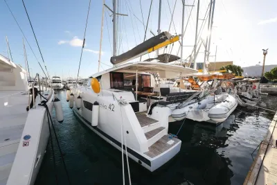 Fountaine Pajot Astrea 42