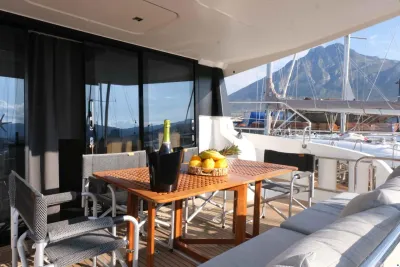 Fountaine Pajot MY 44