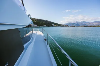 Fountaine Pajot MY 44