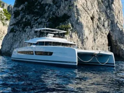 Fountaine Pajot Power 67