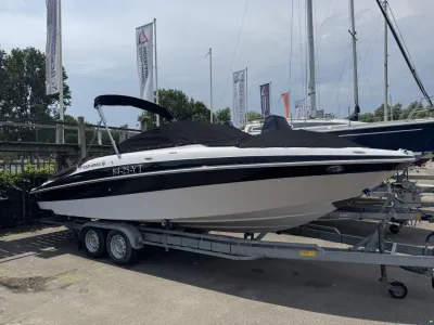 Four Winns H240