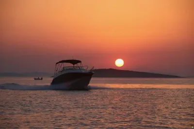 Four Winns Vista 255