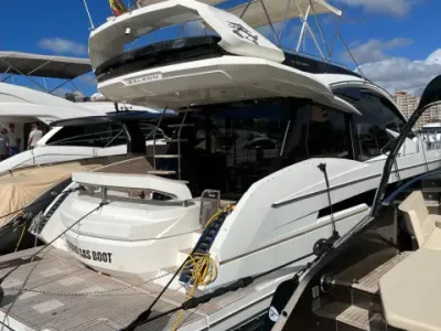 Galeon 510 Skydeck