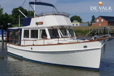 GRAND BANKS 32 motor yacht for sale