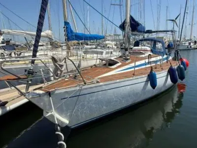 GRAND SOLEIL 35