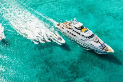 Hakvoort Twin Screw Motor Yacht 2008