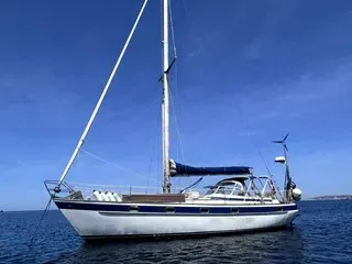 Hallberg Rassy 38