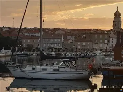 Hallberg-Rassy Monsun 31