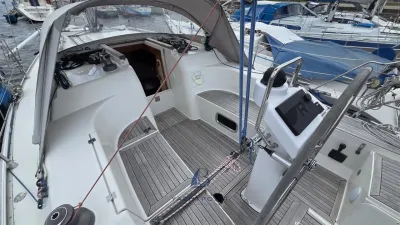 Hanse 320