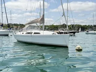 Hanse 325