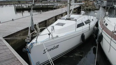 Hanse 325