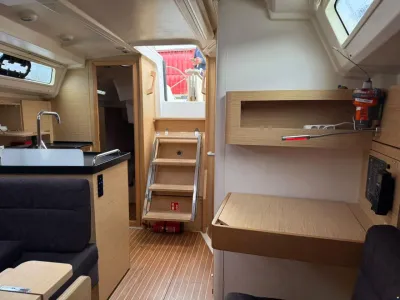 Hanse 348