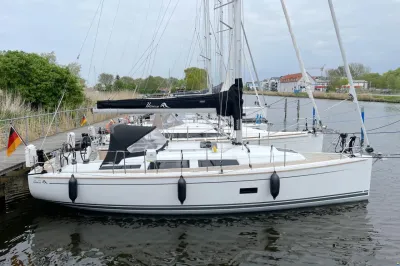 Hanse 348