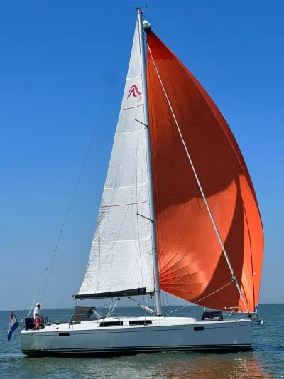Hanse 385