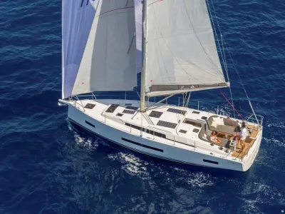 Hanse 410 NEU auf Bestellung, segelklar zu Was