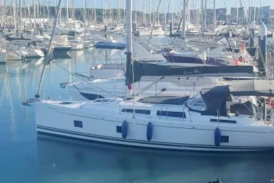 Hanse 418