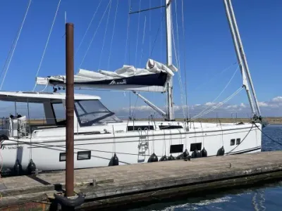 Hanse 548