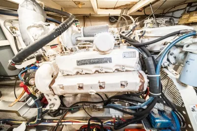 Hatteras 52 Cockpit Motor Yacht 1994
