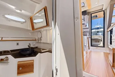 Hatteras 52 Sport Deck Motor Yacht 1998