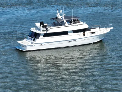 Hatteras 80 Cockpit Motor Yacht 1989