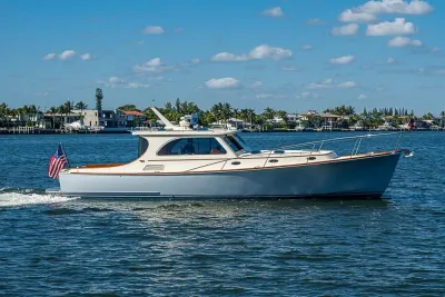 Hinckley Talaria 44 2008