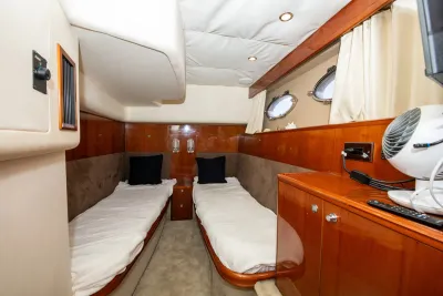 Hinckley Talaria 44 Flybridge 2002