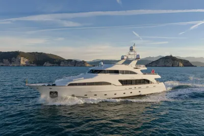 HOSHI | Luxury Motor Yacht for Sale | C&N