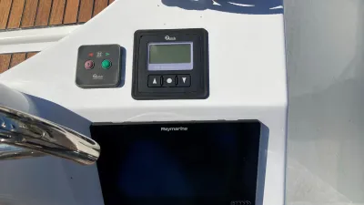 Hunter 38 2006
