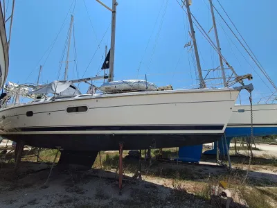 Hunter 410 2000 Cruising Yacht