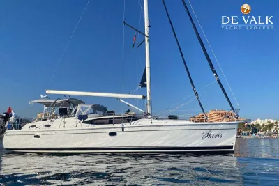 HUNTER 50 CENTER COCKPIT sailing yacht for sale