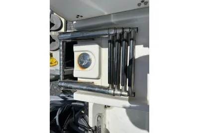 Hurricane SunDeck Sport 231 OB 2013