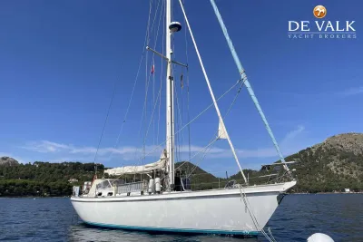 HUTTING 40 sailing yacht for sale