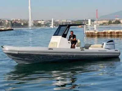 Hydrohulls HH7