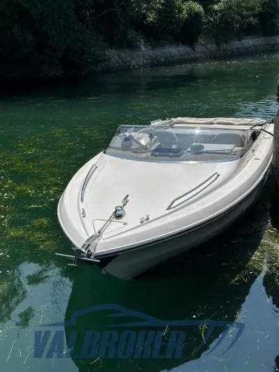 Ilver 25 Nyuma