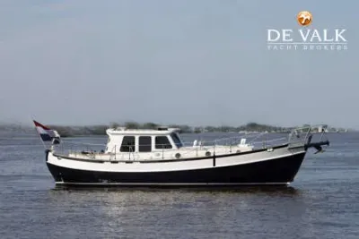 INFINITY 501 motor yacht for sale