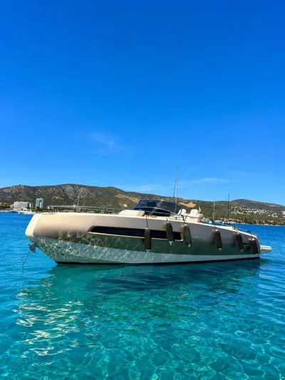 Invictus 280 GT