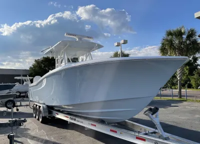 Invincible 36 Open Fisherman 2021