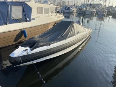 IRON 767 mit 250PS und Trailer