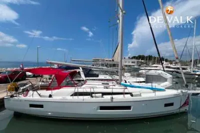 ISLAND PACKET 370 sailing yacht for sale
